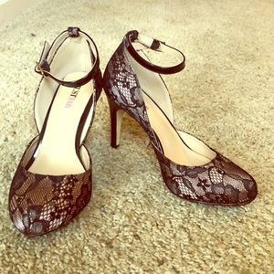 Just Fab size 6 d’orsay black and pink lace heels